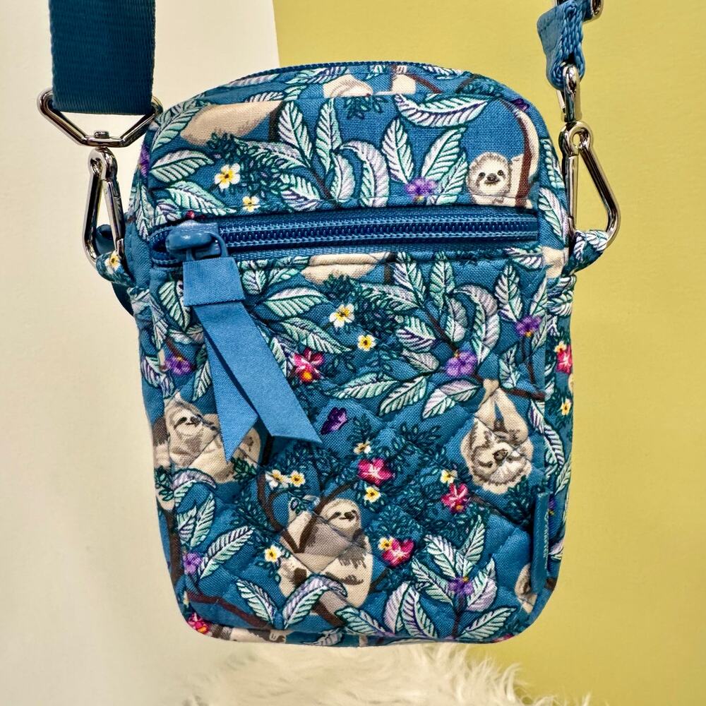 Vera Bradley RFID Mini Hipster Crossbody Bag Hanging Around Sloth Travel - Picture 2 of 14